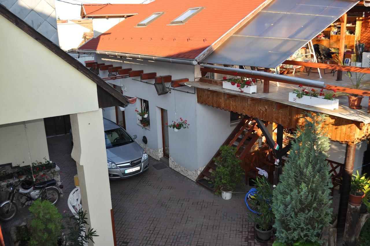 Szent Gyoergy Vendeghaz Otel Estergon Dış mekan fotoğraf
